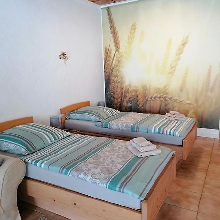 Schoene Wohnung Im Herzen Von Burgstaedt Extérieur photo